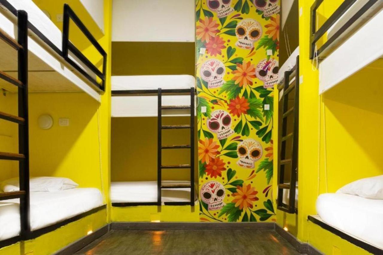 Seven Nights Hostel Cartagena Exterior photo