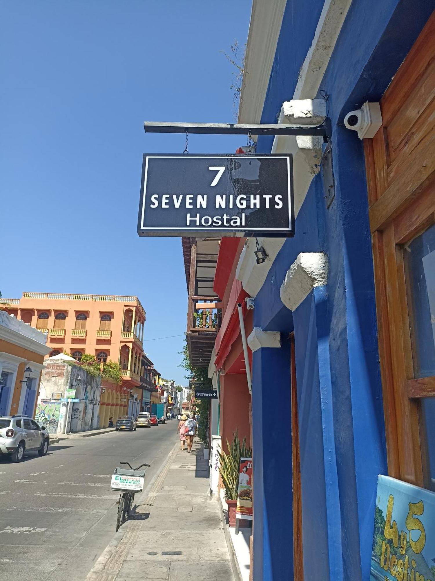 Seven Nights Hostel Cartagena Exterior photo