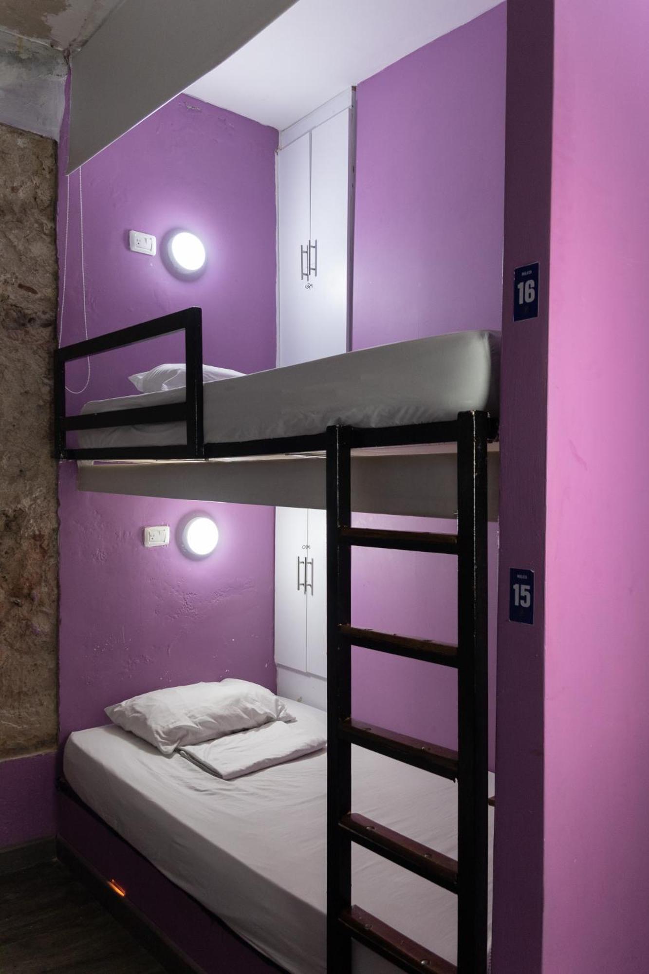 Seven Nights Hostel Cartagena Room photo